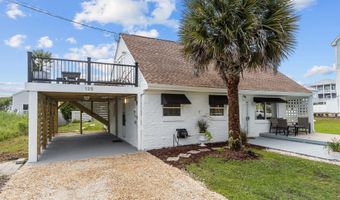 125 Pelican Dr, Atlantic Beach, NC 28512