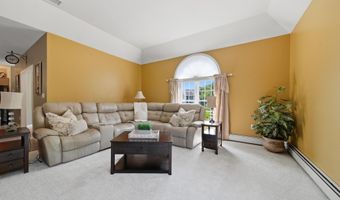 43 Emerson Rd, Chester, NH 03036