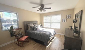 615 W St Johns Pl, Addison, IL 60101