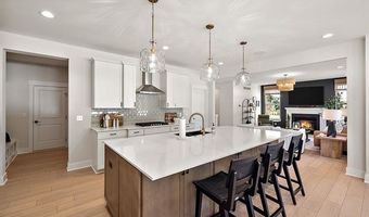 7255 Pine Lake Blvd, Almont, MI 48003