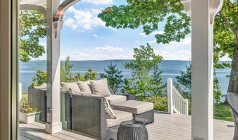 27 Highview Ter, Belfast, ME 04915