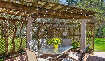 69 County Rd, Bourne, MA 02532