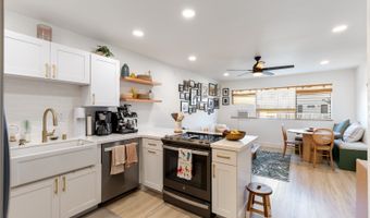 350 Aoloa St B232, Kailua, HI 96734