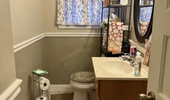 330 Franklin Ave, Ames, IA 50014