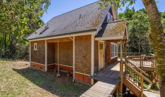 925 Old Farm Ln, Aptos, CA 95003