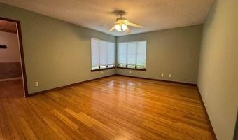 2985 Shade Tree Dr, Batesville, AR 72501