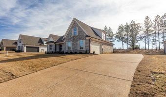 111 Garrett Dr, Batesville, MS 38606