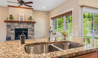 416 Willow Ct, Allegheny Twp., PA 15613
