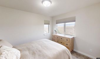 6015 Overlook Way, Mills, WY 82604