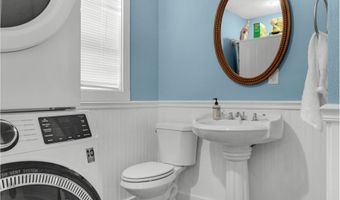 175 W BOND St, Astoria, OR 97103