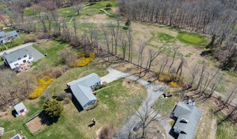9 Evas Dr, Brookfield, CT 06804