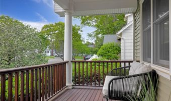 11 Anita Pl, Amityville, NY 11701