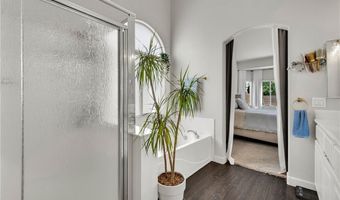3940 Genoa Dr, Las Vegas, NV 89141