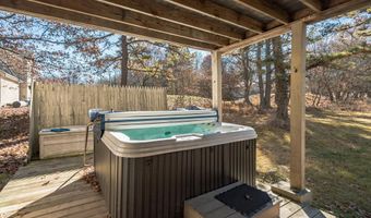 82 LINDBERGH Cir, Albrightsville, PA 18210