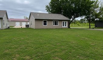 828 Spark Ave, Albert Lea, MN 56007