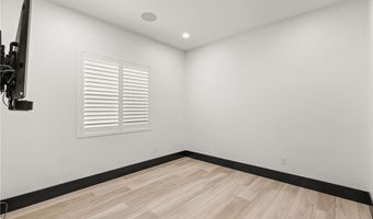 11041 Concord Valley Dr, Las Vegas, NV 89135