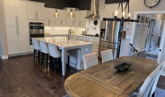 99 University Estates Blvd, Athens, OH 45701