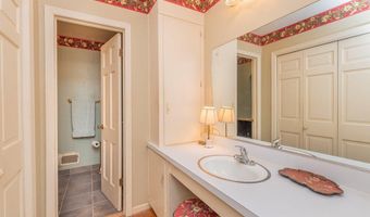 90 Manville Ave, Barnwell, SC 29812