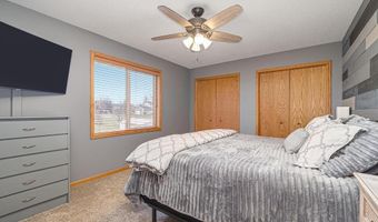 3326 Shasta Ave, Anoka, MN 55303