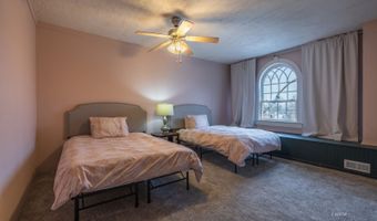 171 E State St, Athens, OH 45701