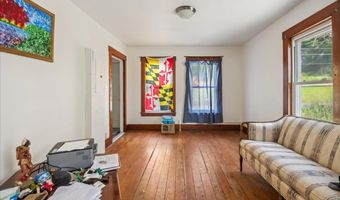 7 Farwell St, Barre, VT 05641