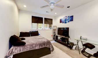 2363 CHAMPLAIN St NW 8, Washington, DC 20009