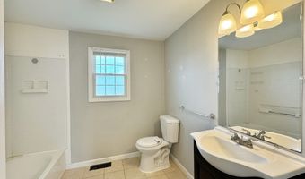 26 Kenyon Rd, Tiverton, RI 02878