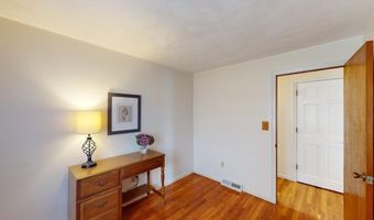 30 Greenwich St, Attleboro, MA 02703