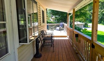 17 Youngs Rd, Andover, NJ 07860