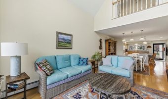 99 Dockside Ln, Belfast, ME 04915