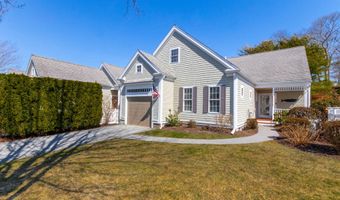 13 Hollyhock Knoll Ct 13, Bourne, MA 02532