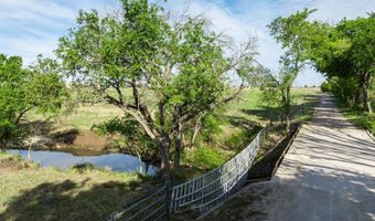 887 HCR 3110 N, Abbott, TX 76621