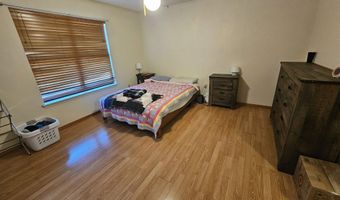 2410 Hawaii Ave, Alamogordo, NM 88310