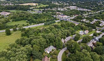 14 STONEBRIDGE Dr, Hockessin, DE 19707