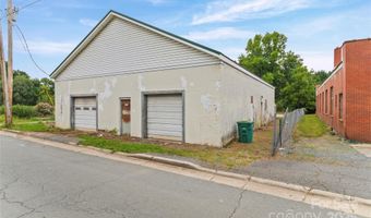 1513 Salisbury Ave, Albemarle, NC 28001