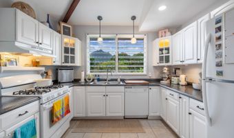 1350 Lopaka Pl, Kailua, HI 96734