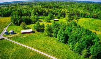 1043 Range Cemetery Rd, Allardt, TN 38504