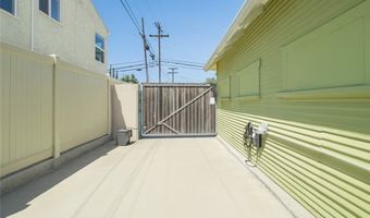 4562 Lomita, Los Angeles, CA 90019