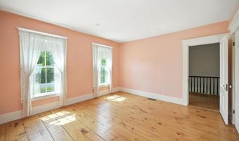 36 CHESTER St, Chester, NH 03036