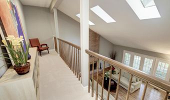 13 AVALON Ct, Bethesda, MD 20816
