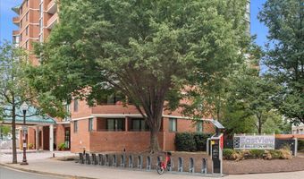 1001 N RANDOLPH St 913, Arlington, VA 22201