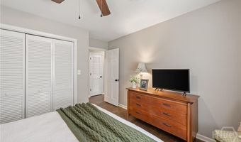 18 S Stratford Dr, Athens, GA 30605