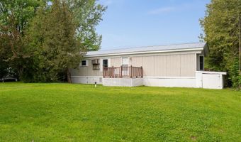 279 Hunter N Rd, Alburgh, VT 05440