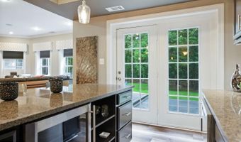 22530 FOREST RUN Dr, Ashburn, VA 20148