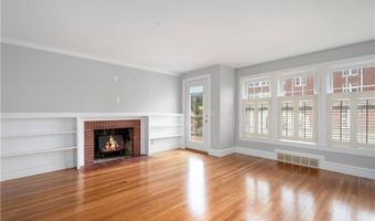 127 Prospect St, East Greenwich, RI 02818