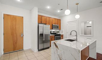 181 E REED Ave 201, Alexandria, VA 22305