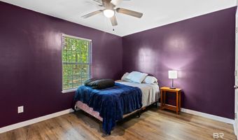 10 Middleton Ln, Atmore, AL 36502