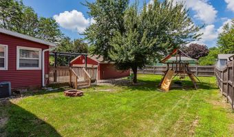 202 11th Ave NW, Altoona, IA 50009