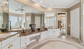 522 SPRING CLUB Dr, Altamonte Springs, FL 32714