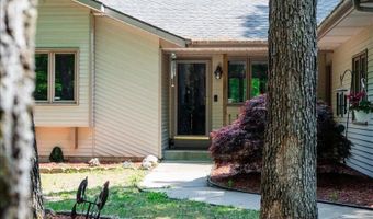 9057 Vergennes St SE, Ada, MI 49301